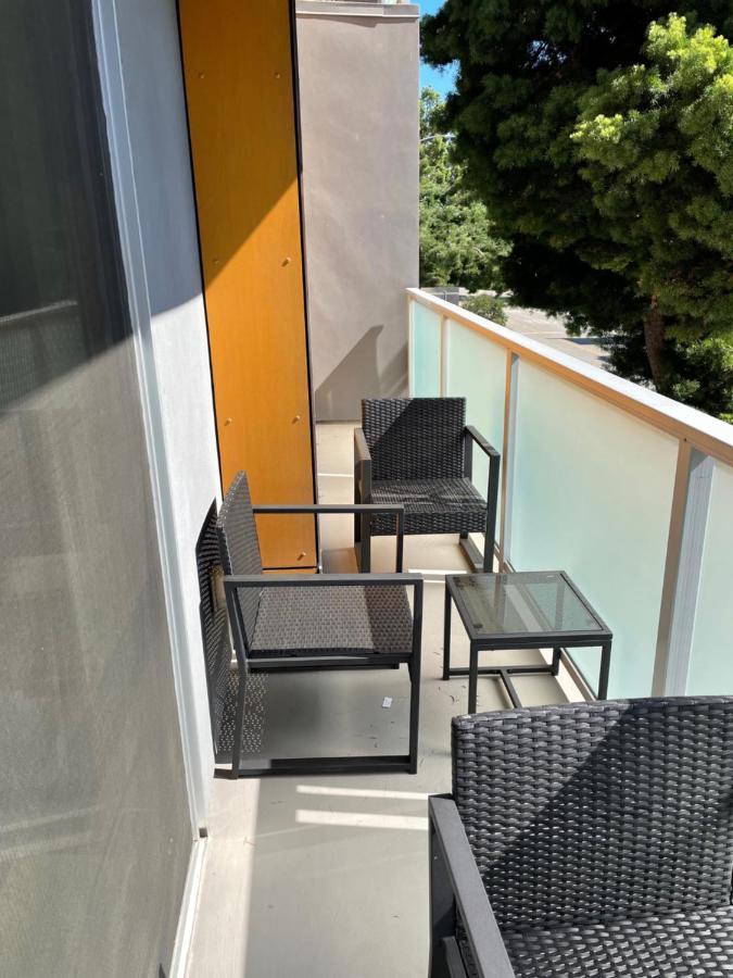 לוס אנג'לס Las Palmas - Modern, Stylish, Spacious, Secure & Tranquil Condo With 2 Master Suite Bedrooms - Wlk To Sm Pier מראה חיצוני תמונה