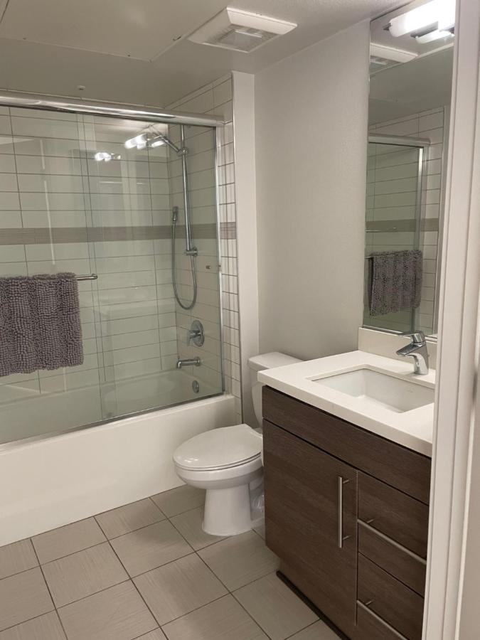 לוס אנג'לס Las Palmas - Modern, Stylish, Spacious, Secure & Tranquil Condo With 2 Master Suite Bedrooms - Wlk To Sm Pier מראה חיצוני תמונה